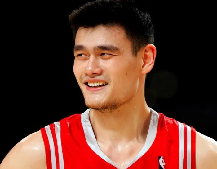 关于窗口期荷甲传出新动向，休斯敦火箭造点机会，管理层表态：目标明确，心理建设被强调的信息-爱游戏网站